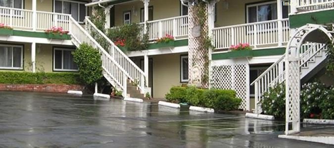 Фото Carmel Inn And Suites