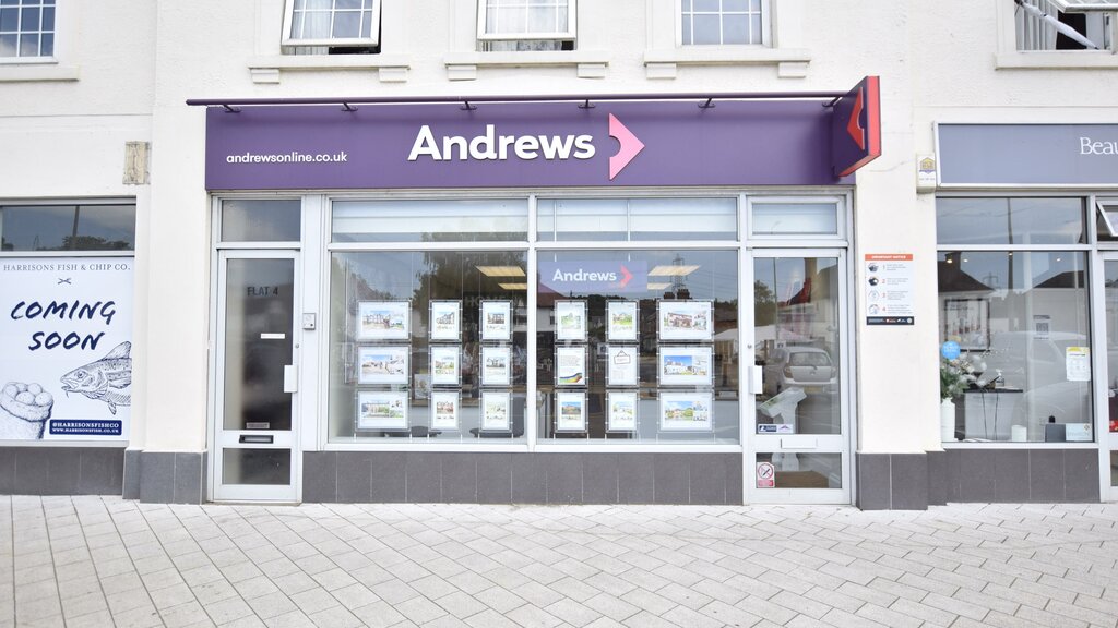 Mortgage agency Andrews Botley, Oxfordshire County, photo