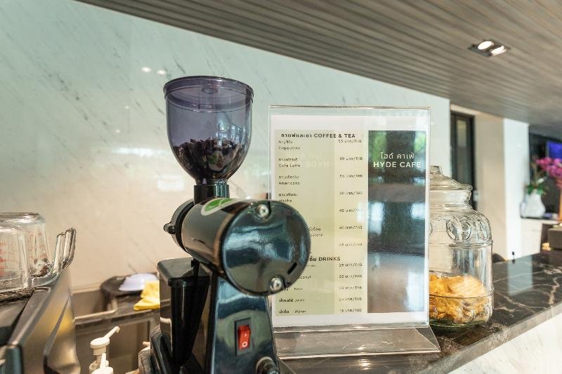 Фото Hyde Park Hotel Bangkok