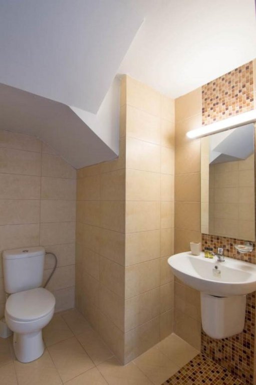 Фото Carisa Maleme