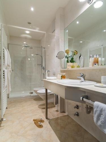 Фото Villa Eden - The Leading Park Retreat