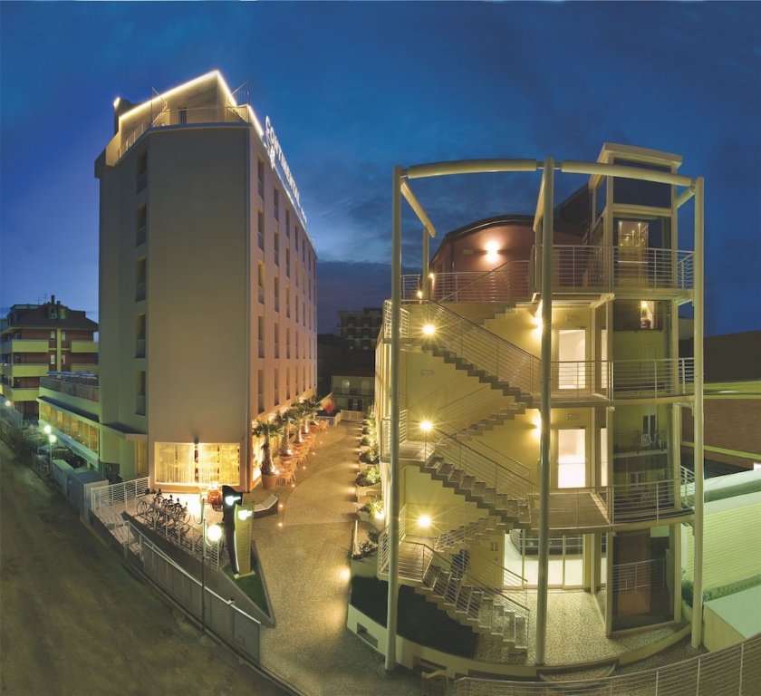 Фото Hotel Continental