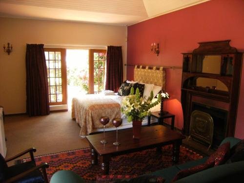 Фото Village Green Guest House