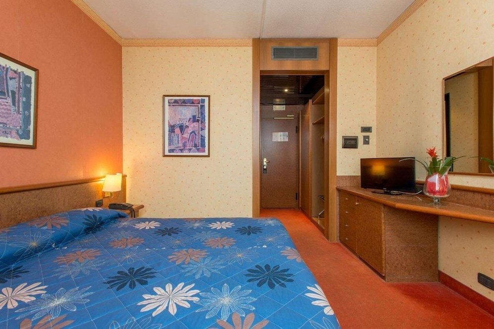 Фото Meditur Hotel Pomezia