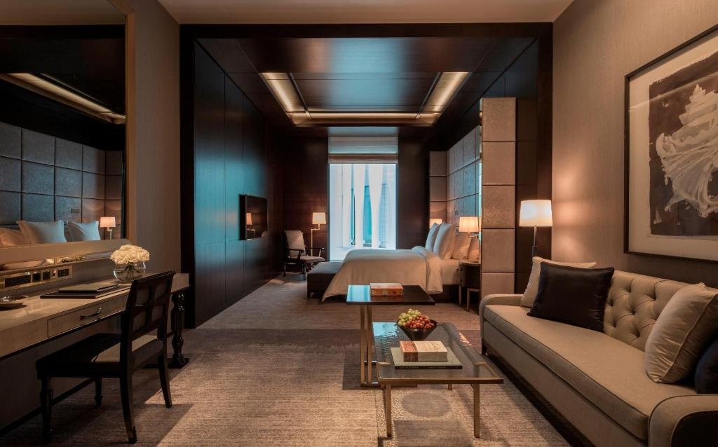 Фото Four Seasons Hotel London at Ten Trinity Square