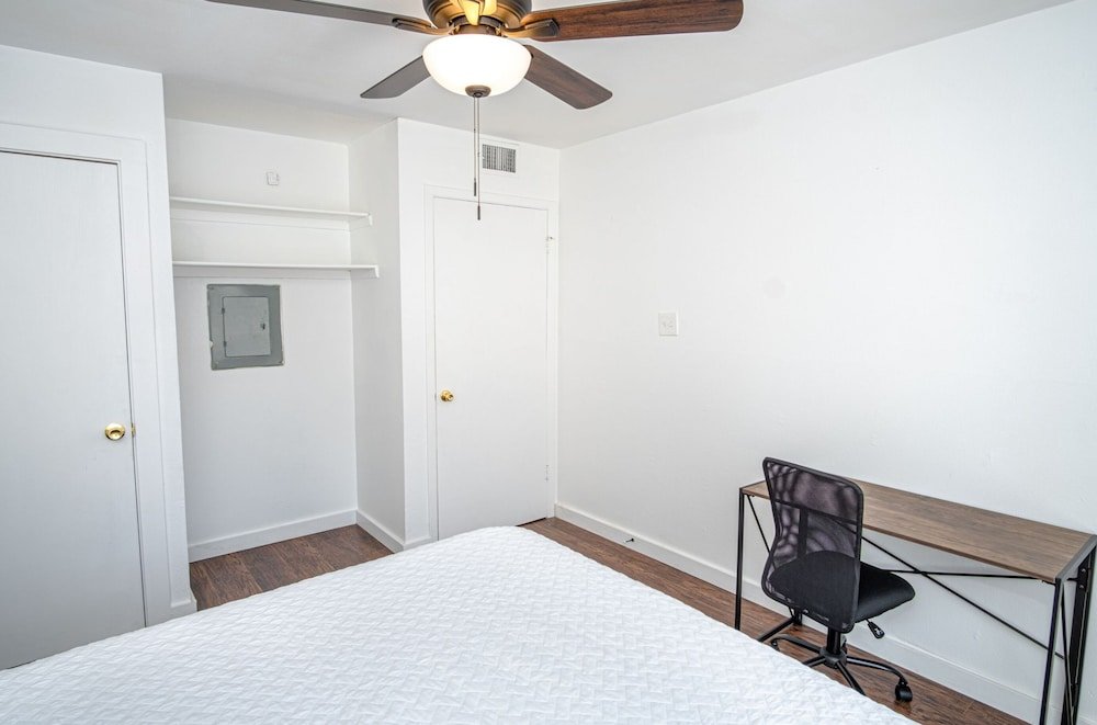 Фото Explore Pearl 2br/2ba Near Dt and Riverwalk
