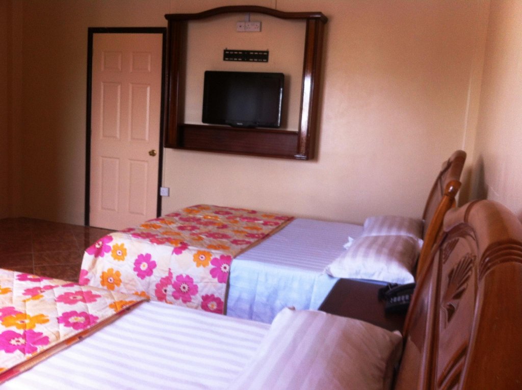 Фото Mahe Holiday Resort