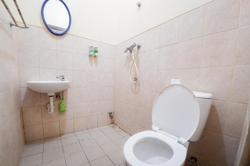 Фото RedDoorz Plus near Lippo Mall Kuta