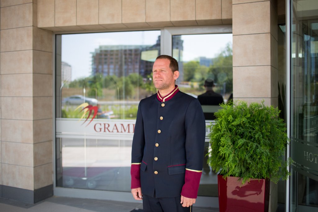 Фото Grami Hotel Sofia