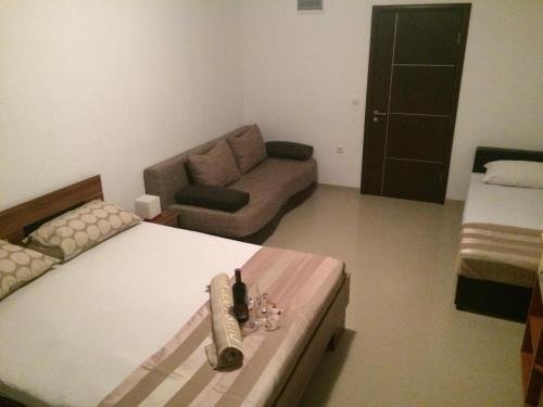 Фото Apartments Perezaj II