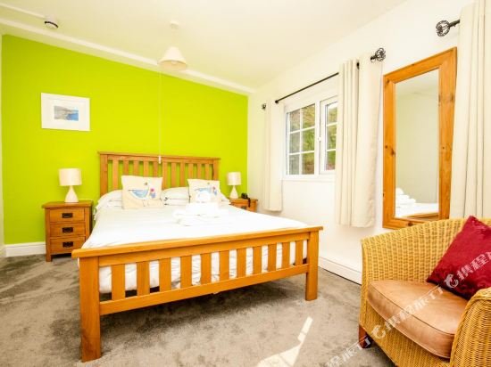 Фото The Driftwood Spars