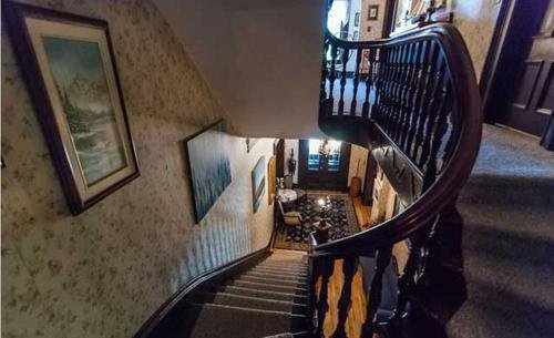 Фото Carriage House Inn