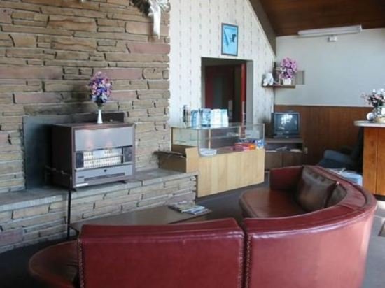 Фото Red Carpet Inn North East