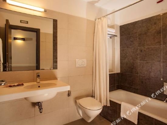 Фото Hotel Artis