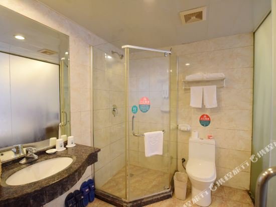 Фото GreenTree lnn huaibei Renmin Road