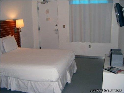 Фото Aqua Hotel & Suites