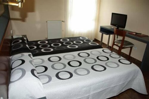 Гостиница Hotel Yerri