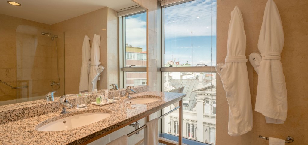 Фото Hesperia A Coruña Centro