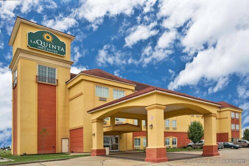 Гостиница La Quinta Inn & Suites by Wyndham Canton Ms