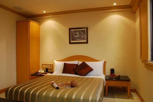 Фото Fu Kuang Hotel