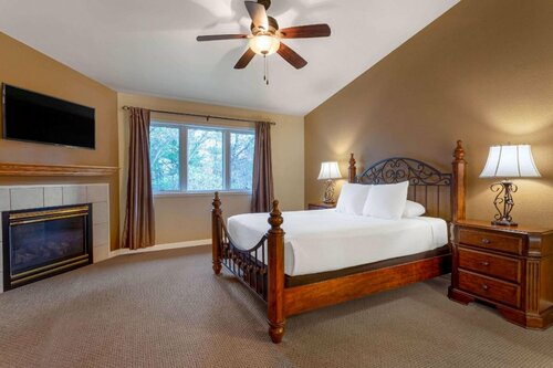 Гостиница Tamarack Wisconsin Dells a Ramada by Wyndham