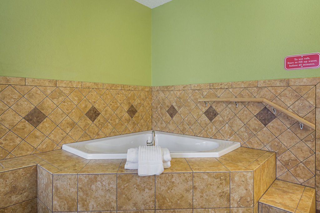 Фото Comfort Inn And Suites