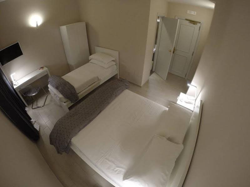 Фото Hotel Borbone di Napoli