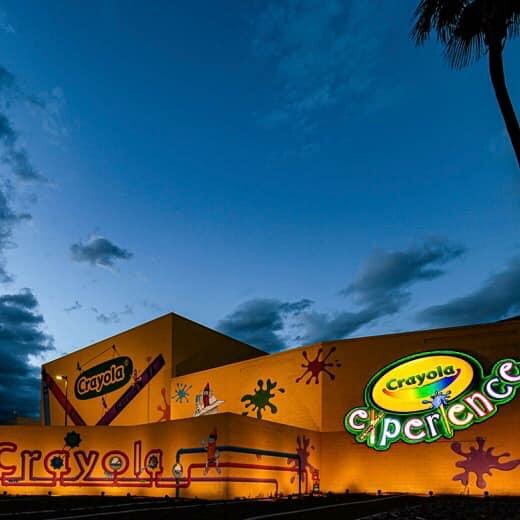 Парк аттракционов Crayola Experience Chandler, Чендлер, фото