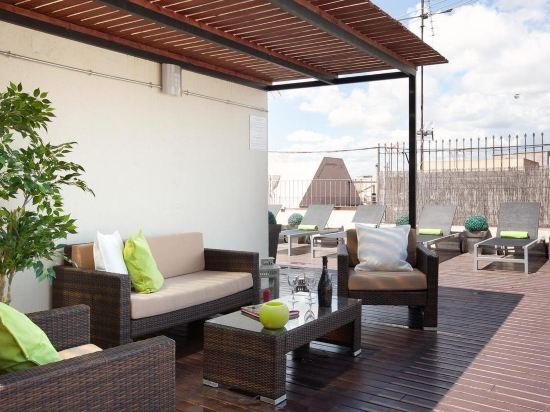 Фото Enjoybcn Colon Apartments