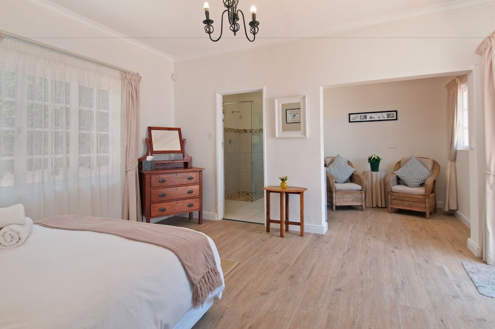 Фото Cliff Cottage