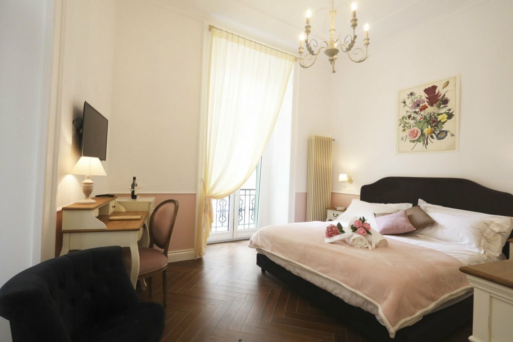 Hotel Macchiato Suites, Naples, photo