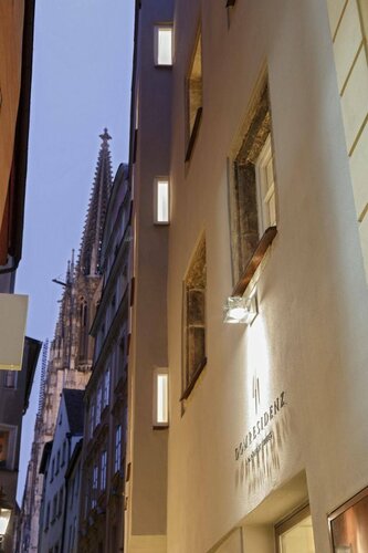Внешний вид отеля Domresidenz Regensburg в Регенсбурге, фото 1