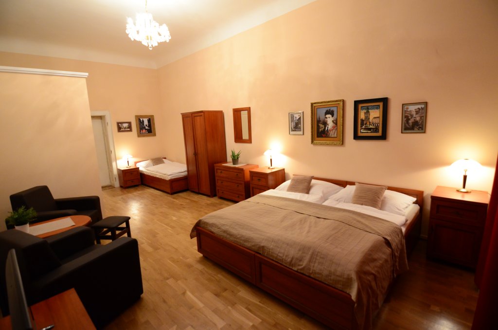 Фото Апартаменты Pension Karlova