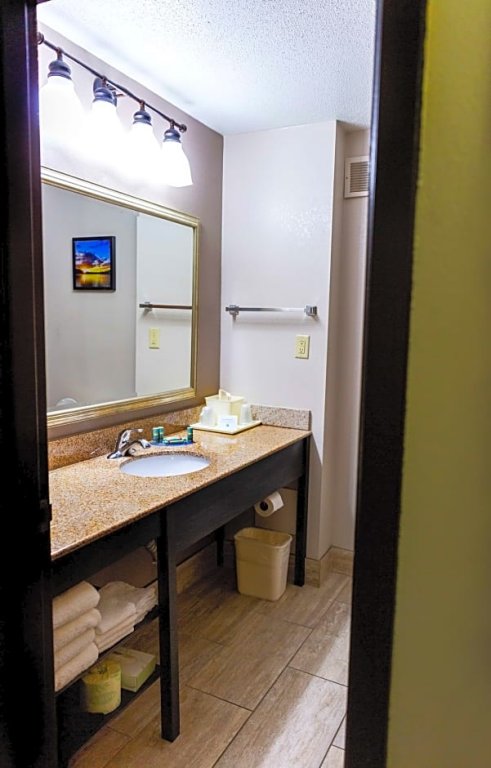 Фото Best Western Executive Inn