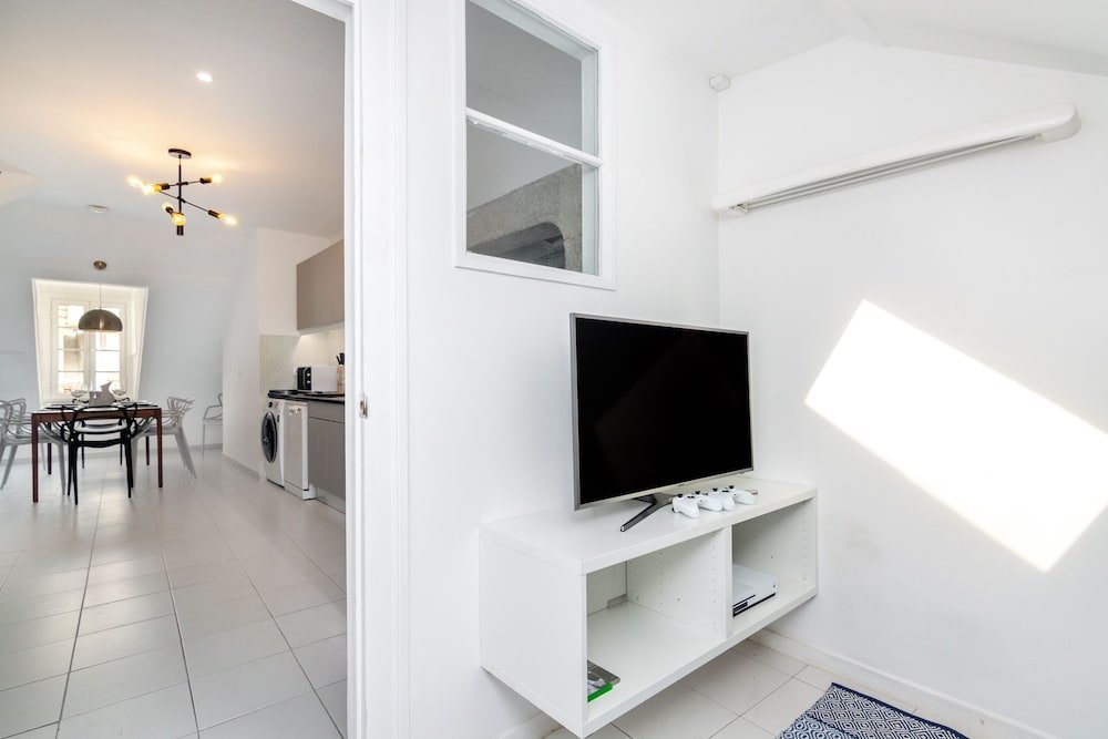 Фото Lisbon Downtown Luxury Family Residence