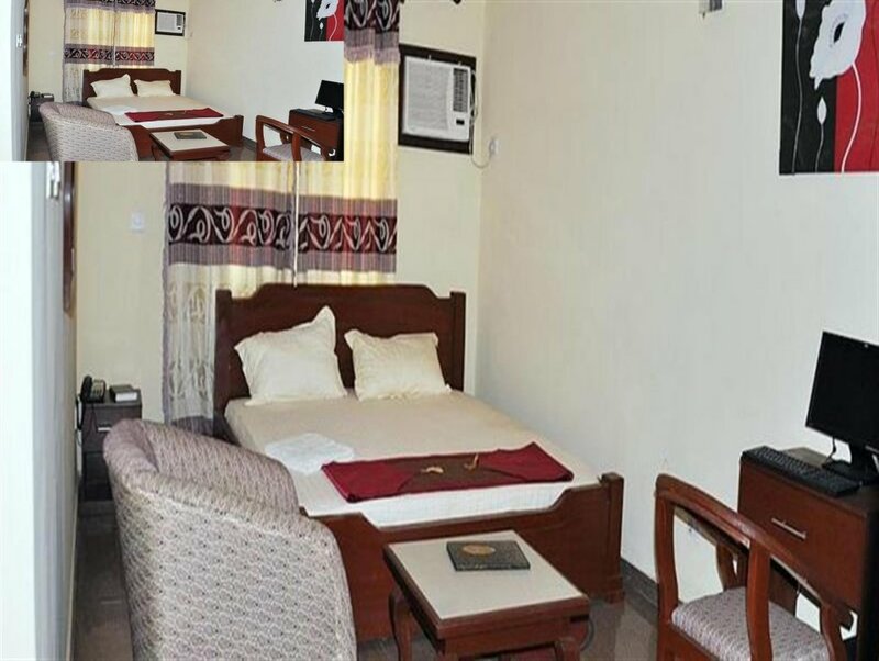 Гостиница Keviz Hotel в Лагосе