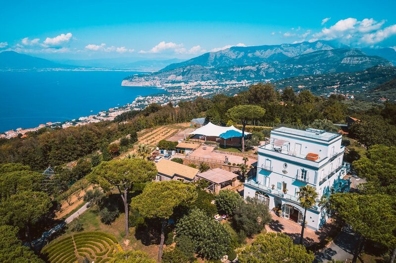 Elegant Sorrento Coast Villa with Pool
