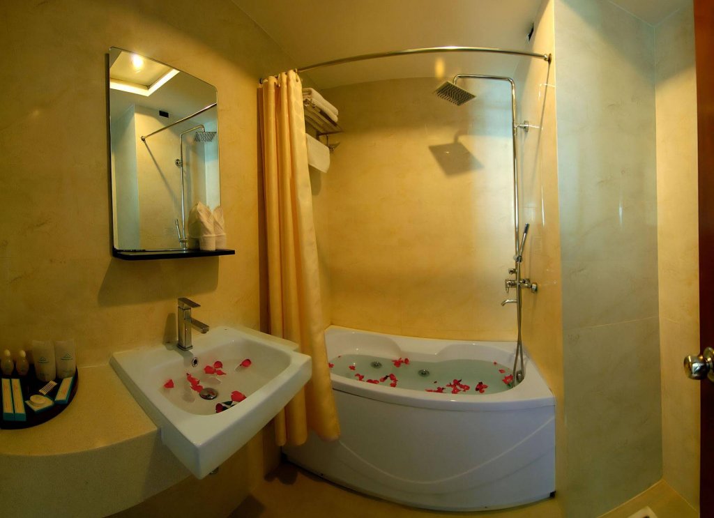 Фото Fansipan Danang Hotel