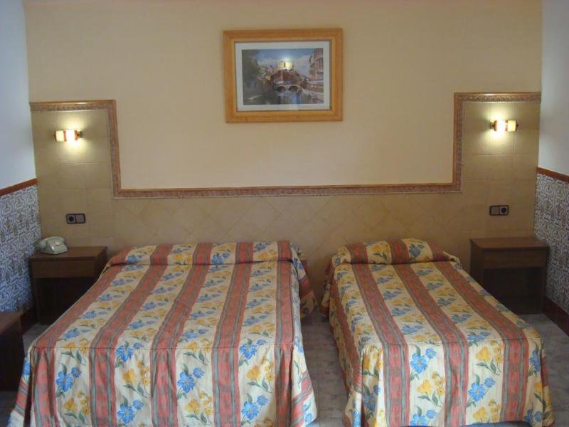 Фото Hotel Univers