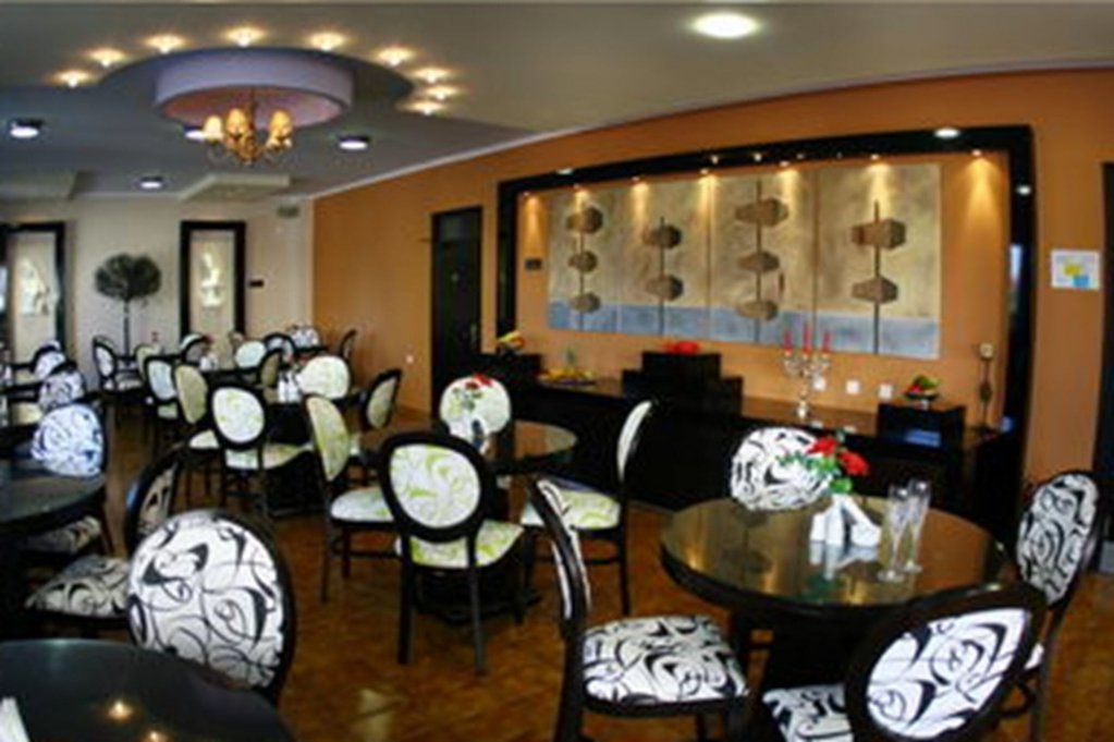 Фото Ionis Art Hotel