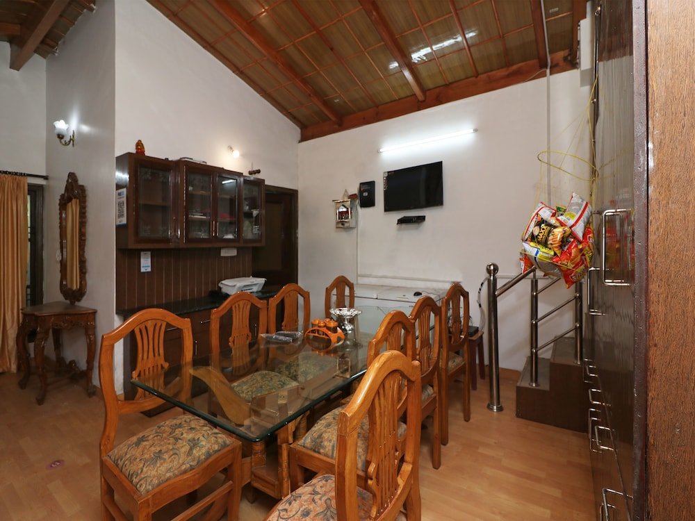 Фото Oyo 22268 The Janvi Cottage