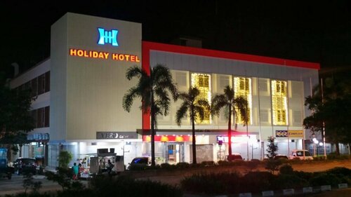 Holiday Hotel