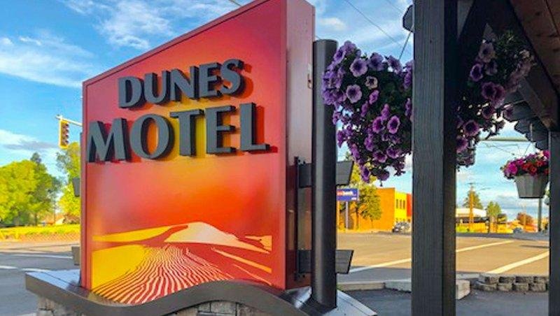 Фото Dunes Motel