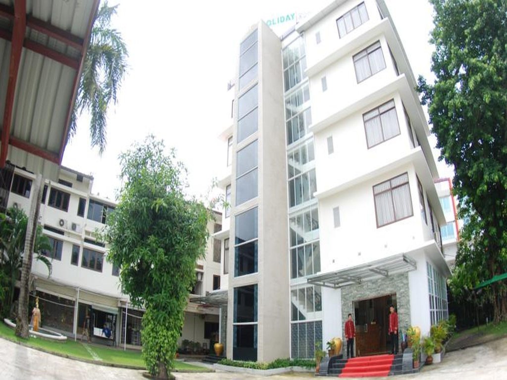 Фото отеля 1