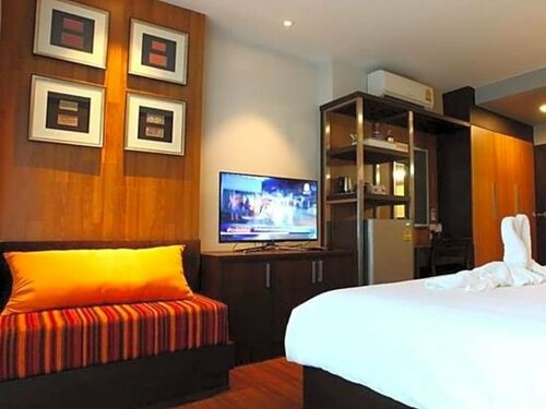 Гостиница Huernnana Jomsawan в Провинции Пхрэ