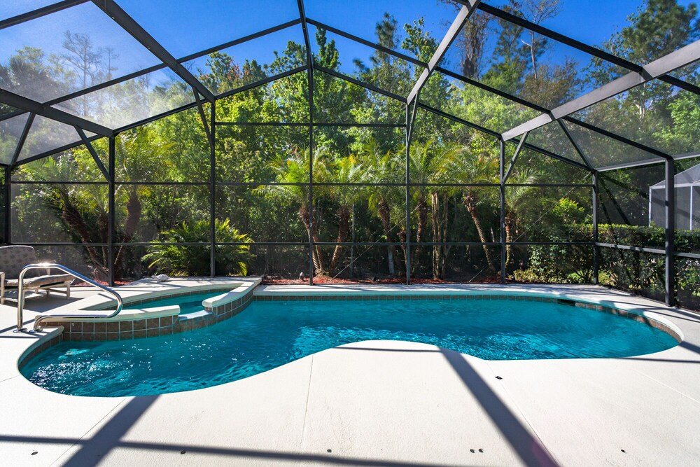 Фото 4630 4 Bedroom Private Pool Home, Cumbrian Lakes