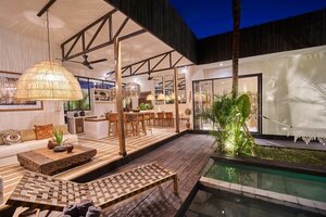 New! Tropical Design, Private Villa Complex, 6 Br, Umalas w Staff