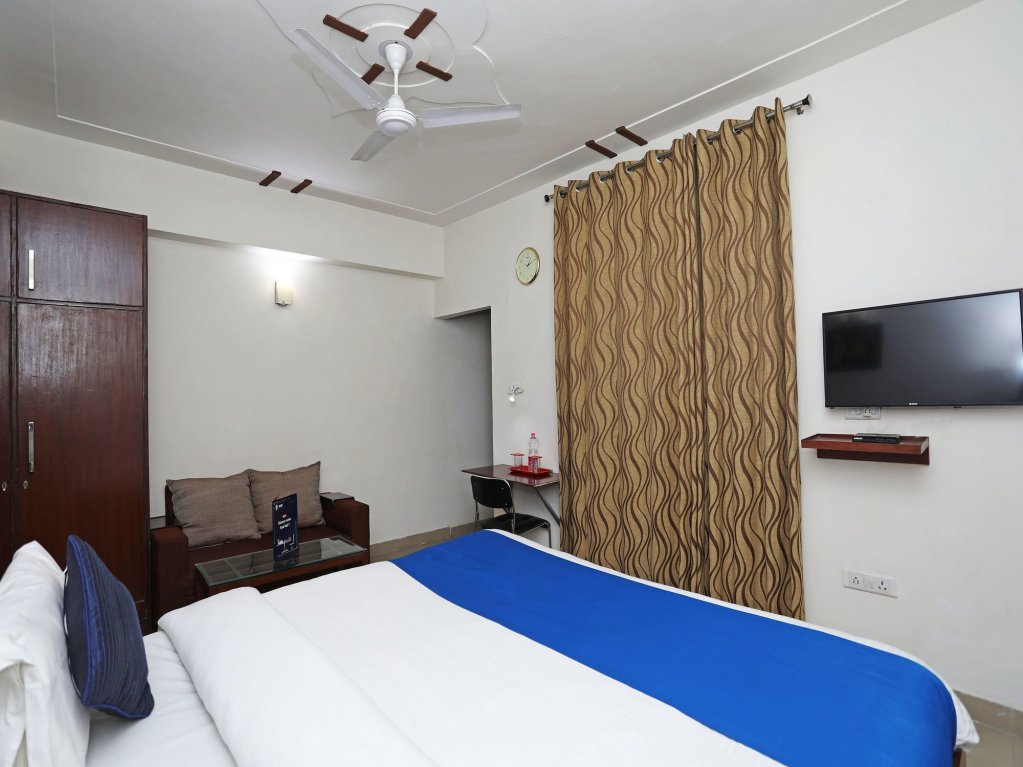 Фото Oyo 2482 K V Complex