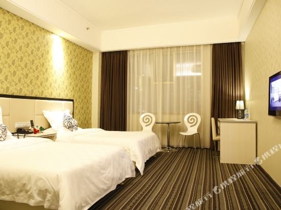 Фото Zhuhai Biwan Hotel