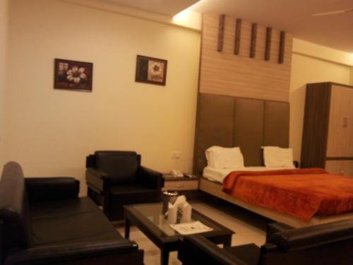 Фото Hotel Residency